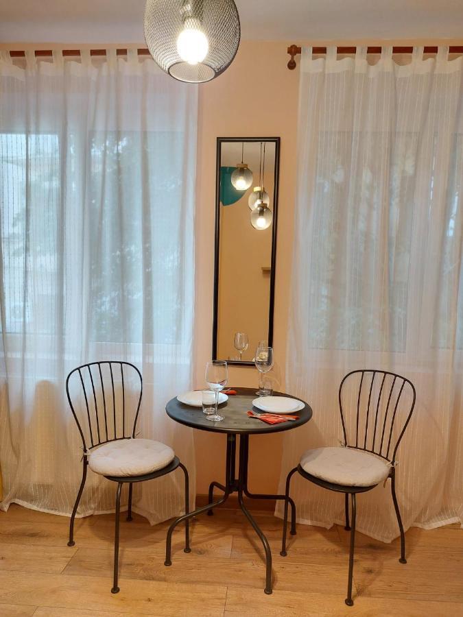 Laroka House Cosy Studio Universitate Bucureşti Eksteriør bilde