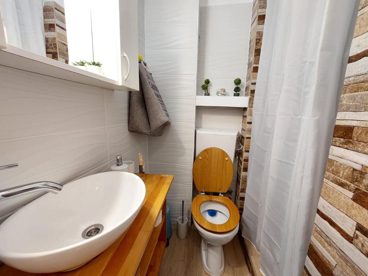 Laroka House Cosy Studio Universitate Bucureşti Eksteriør bilde